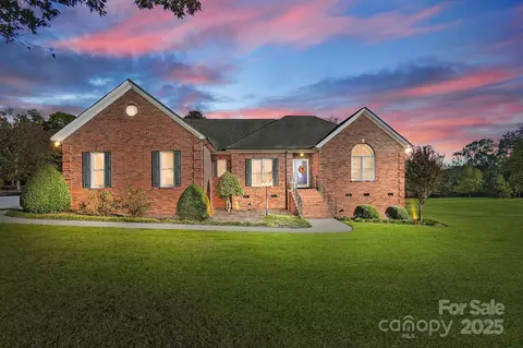 4330 Whitetail Ln, Midland, NC 28107