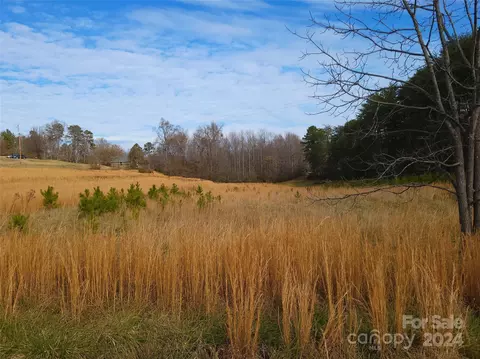 000 Herbert Page Rd, Tryon, NC 28782