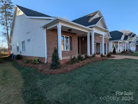 19022 Brandon James Dr, Cornelius, NC 28031