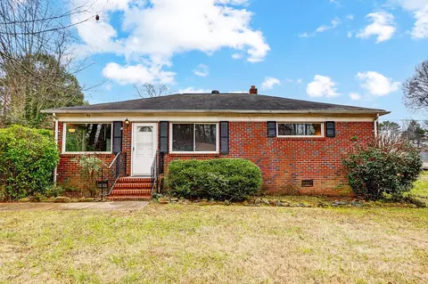 2504 Juniper Dr, Charlotte, NC 28269