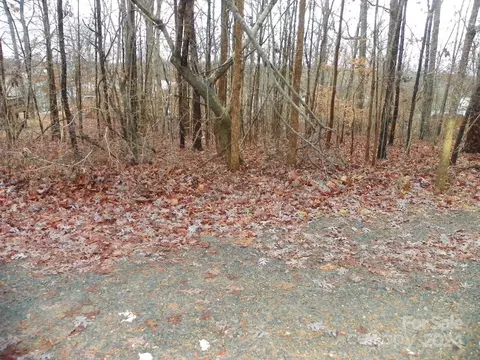 144 Pine 595 Dr #595, New London, NC 28127