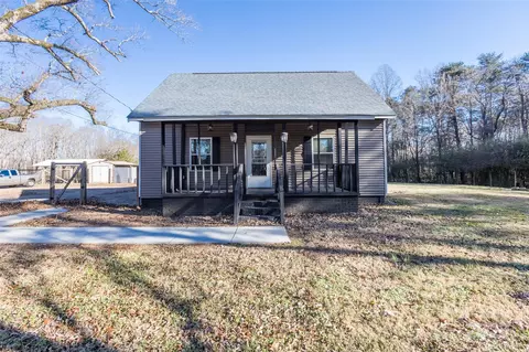 247 Camp Rotary Rd, Gastonia, NC 28052