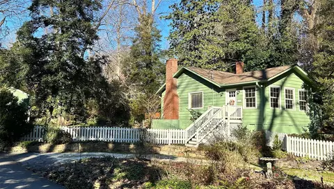 105 Melrose Ln, Tryon, NC 28782