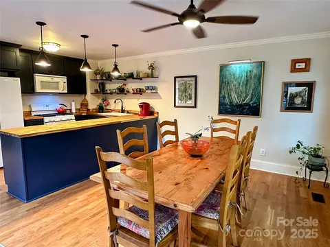 Kitchen - 105 Melrose Ln, Tryon, NC 28782 photo 2 of 5