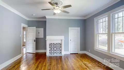 Living - 315 9th Sw St SW, Conover, NC 28613 photo 2 of 3