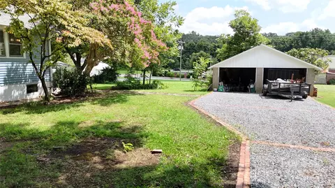 Exterior - 315 9th Sw St SW, Conover, NC 28613 photo 4 of 4