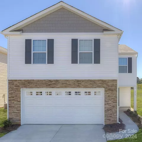 1004 20th Avenue Se Loop SE, Hickory, NC 28602
