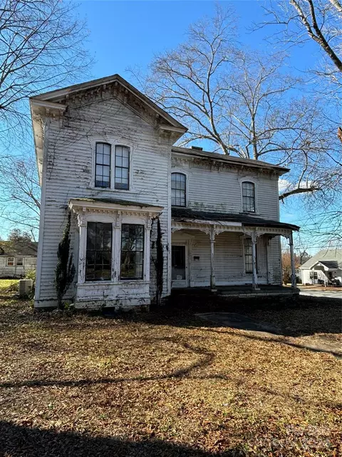 200 Chester St, Blacksburg, SC 29702