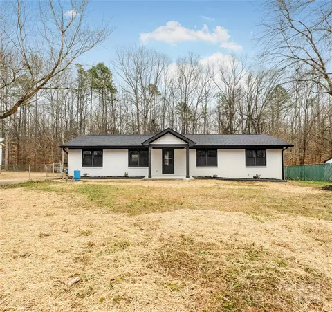 375 Woodwedge Cir, Salisbury, NC 28144