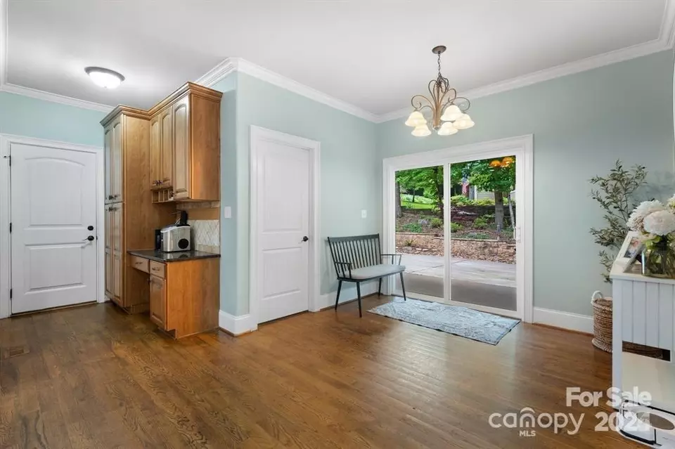 Entry Way - 6156 Falls Ridge Trl, Sherrills Ford, NC 28673 photo 2 of 2
