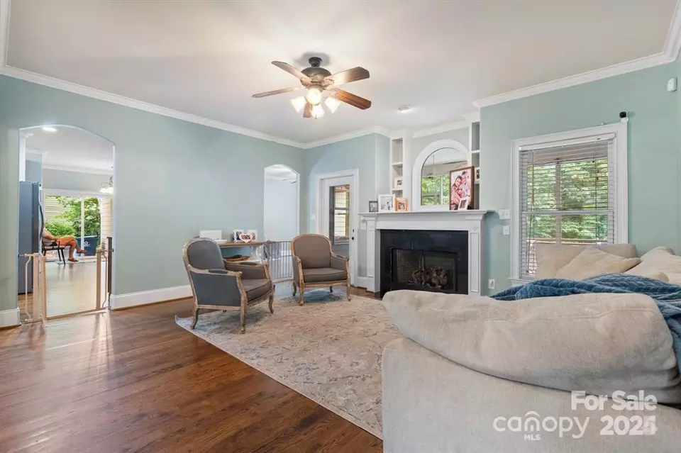 Living - 6156 Falls Ridge Trl, Sherrills Ford, NC 28673 photo 1 of 5
