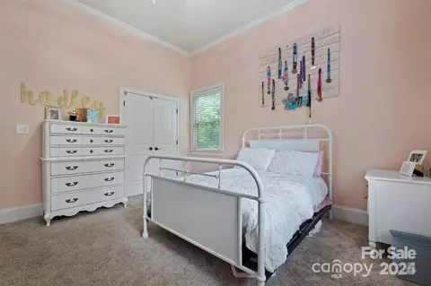 Bedroom - 6156 Falls Ridge Trl, Sherrills Ford, NC 28673 photo 1 of 4