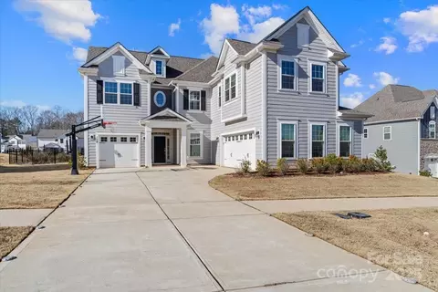 298 Bouchard Dr, Waxhaw, NC 28173