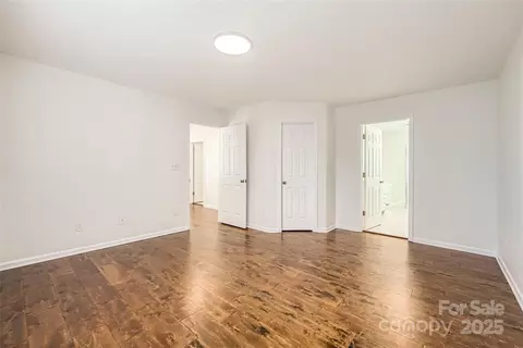 Bedroom - 118 Shorecrest Dr, Davidson, NC 28036 photo 2 of 7