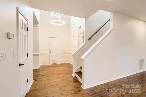 Entry Way - 118 Shorecrest Dr, Davidson, NC 28036 photo 1 of 1