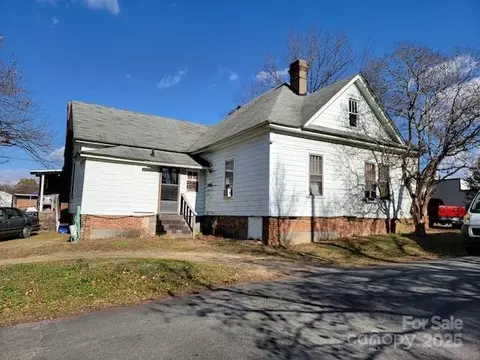 Exterior - 1002 N Hayne St, Monroe, NC 28112 photo 3 of 6