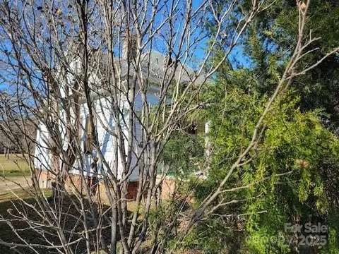 Exterior - 1002 N Hayne St, Monroe, NC 28112 photo 6 of 6