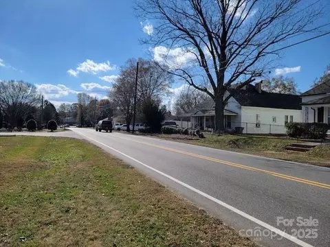 Other - 1002 N Hayne St, Monroe, NC 28112 photo 5 of 7