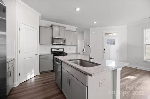 Kitchen - 620 Altamonte Dr, Clover, SC 29710 photo 2 of 3