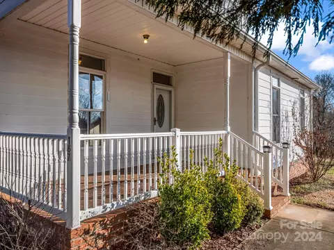 167 Old Main St, Mooresboro, NC 28114 photo 10