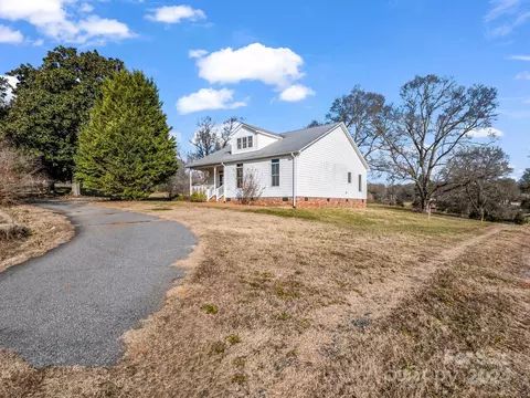 167 Old Main St, Mooresboro, NC 28114 photo 9