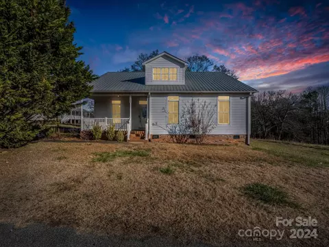 167 Old Main St, Mooresboro, NC 28114 photo 2