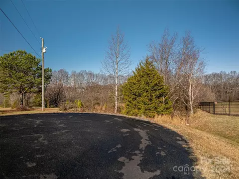 00 Evondale 105 Rd #105, Crouse, NC 28033 photo 18