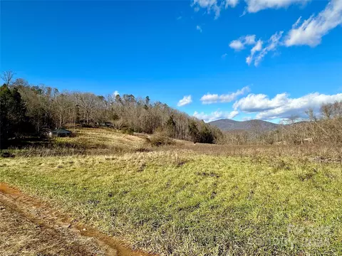1256 Jakes Branch Rd, Marion, NC 28752