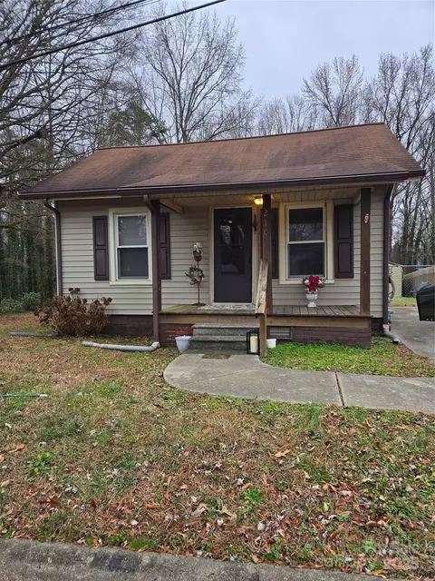 210 N Meriah St, Landis, NC 28088