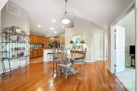 794 Ledgestone Ct, Tega Cay, SC 29708 photo 11