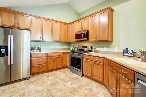 794 Ledgestone Ct, Tega Cay, SC 29708 photo 15