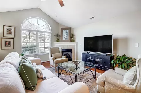 794 Ledgestone Ct, Tega Cay, SC 29708 photo 6