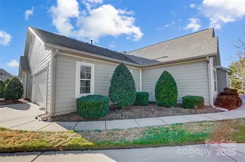 794 Ledgestone Ct, Tega Cay, SC 29708 photo 5