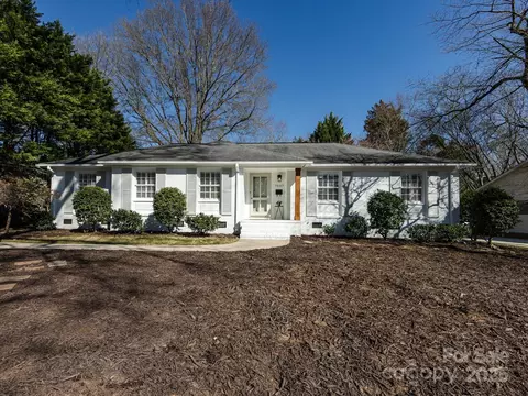 7037 Wrentree Dr, Charlotte, NC 28210