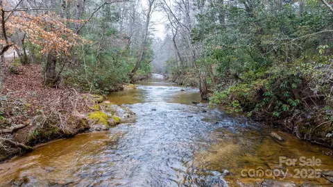 000 Pop Munday Ln, Taylorsville, NC 28681
