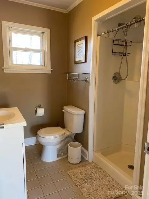 Bath - 10320 Hartsell Rd, Midland, NC 28107 photo 1 of 1