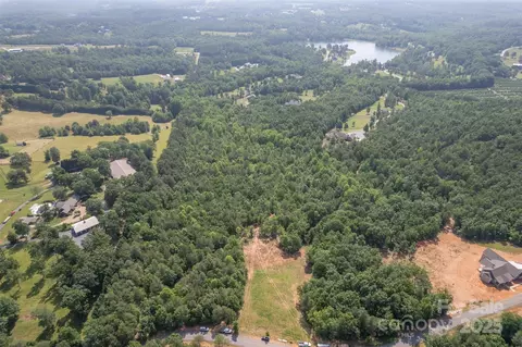 Prospect Point Road, Tryon, NC 28782 photo 10