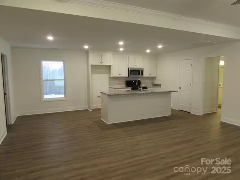 Living - 3720 Turner Rd, Clover, SC 29710 photo 3 of 4