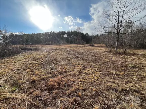 778 Walker Rd, Nebo, NC 28761