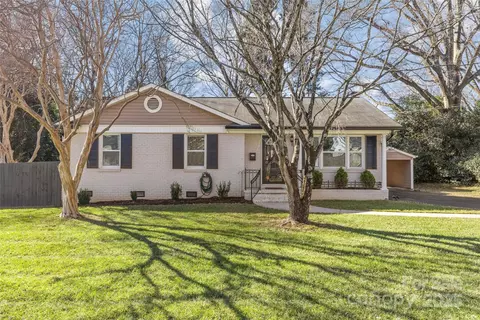 1814 Archdale Dr, Charlotte, NC 28210