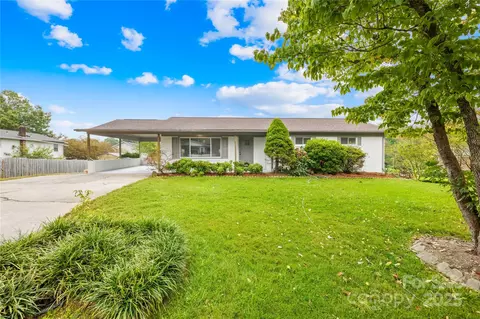 9520 Rondel Childres Ave, Hildebran, NC 28637