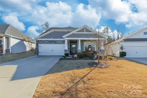 5158 Turtle Creek Dr, Denver, NC 28037