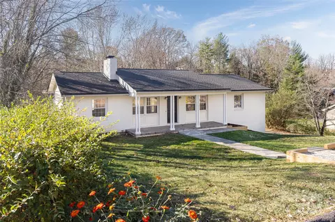 27 Jarnaul Ave, Asheville, NC 28804