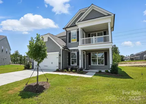 2024 Embassy Ct, Charlotte, NC 28213