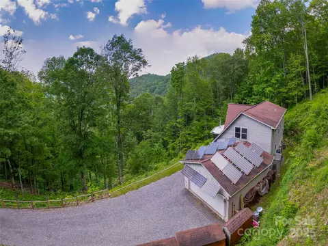 Exterior - 1185 Mule Stomp Rd, Clyde, NC 28721 photo 1 of 17