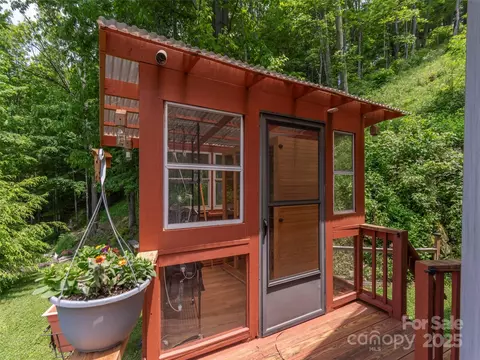Exterior - 1185 Mule Stomp Rd, Clyde, NC 28721 photo 16 of 17