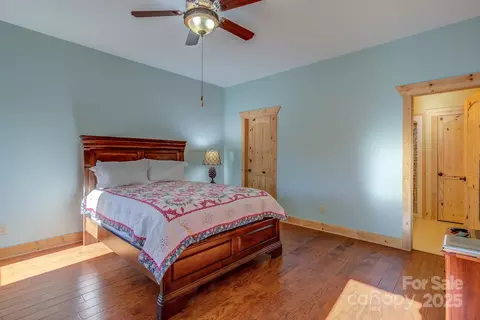 2026 Black Hills Dr, Collettsville, NC 28611 photo 33