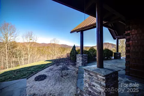 2026 Black Hills Dr, Collettsville, NC 28611 photo 12
