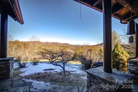 2026 Black Hills Dr, Collettsville, NC 28611 photo 5