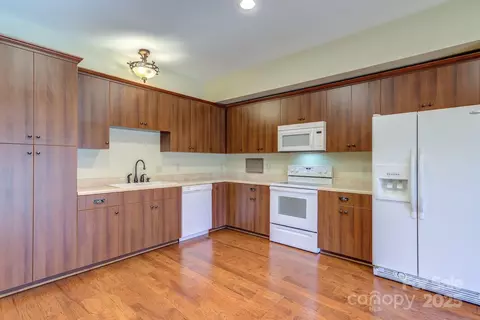 2026 Black Hills Dr, Collettsville, NC 28611 photo 32